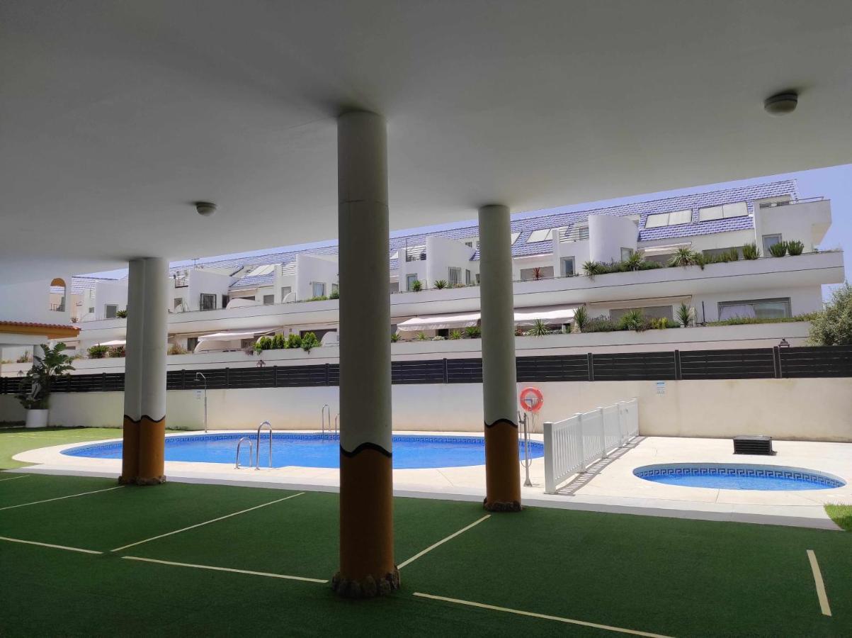 Apartamento Centrico Con Garaje Y Cercano A La Pl Zahara de los Atunes Kültér fotó